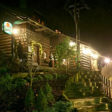 Koliba U Cerneho Medveda Гостевой дом 3*